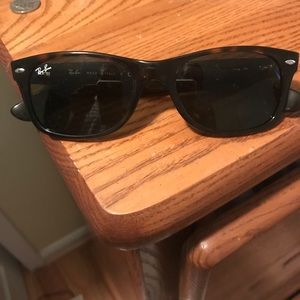 Ray Bans Wayfarer, Women’s WITH CASE